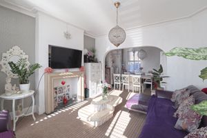 Living Room- click for photo gallery